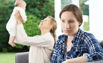 Miért nem tudunk örülni a más örömének? Miért zavar bennünket, ha a másik ember boldog?