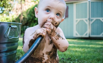 Ehetünk egy kis koszt? Miért tesz jót a bélflóránknak, ha nem vagyunk sterilek